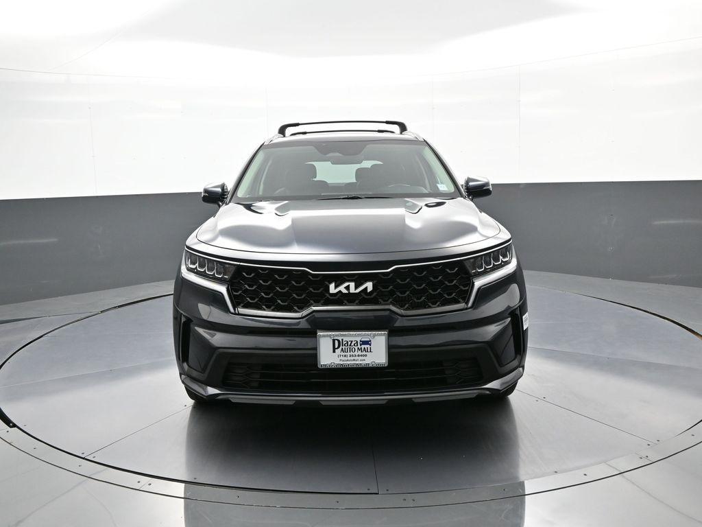 Thumbnail image of 2022 Kia Sorento Hybrid at Plaza Honda