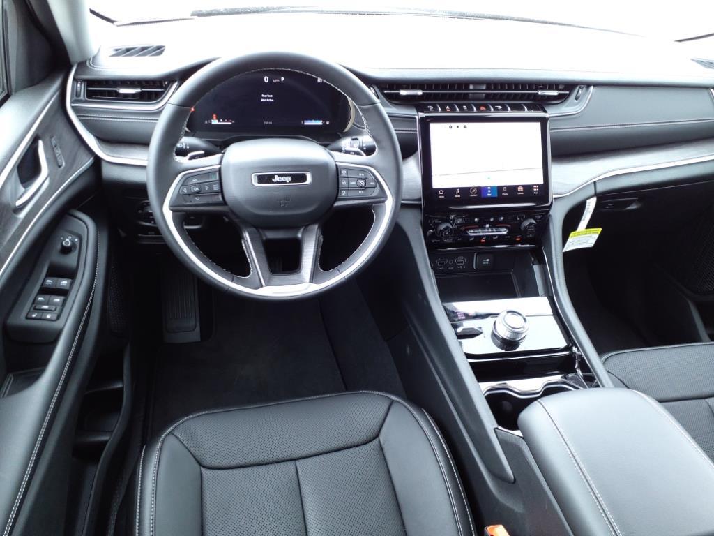Thumbnail image of 2023 Jeep Grand Cherokee at Cecil Atkission Motors Uvalde