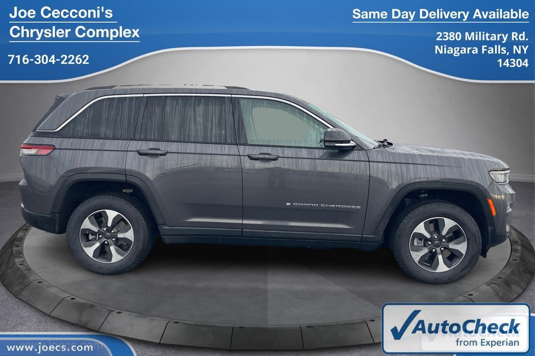 Thumbnail image of 2022 Jeep Grand Cherokee at Joe Cecconi's Chrysler Complex