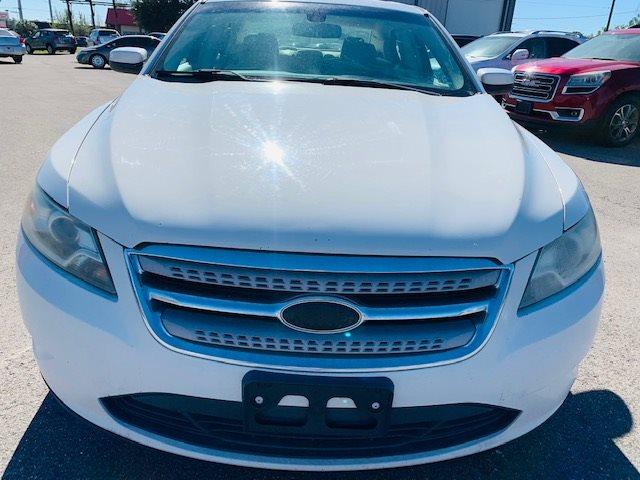 Thumbnail image of 2017 Ford Taurus at SRQ BROTHERS AUTO SALES INC