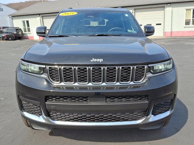 Thumbnail image of 2025 Jeep Grand Cherokee L at Courtesy Chrysler Jeep