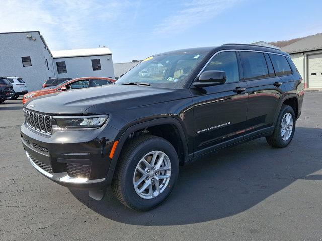 Thumbnail image of 2025 Jeep Grand Cherokee L at Courtesy Chrysler Jeep