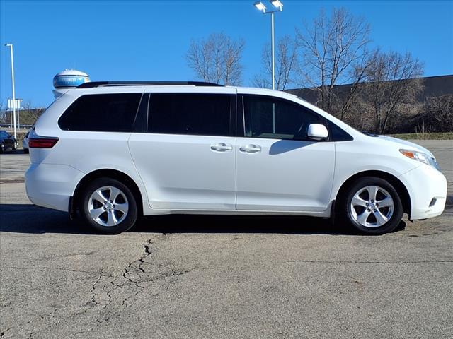 Thumbnail image of 2016 Toyota Sienna at The Walker Auto Group Inc