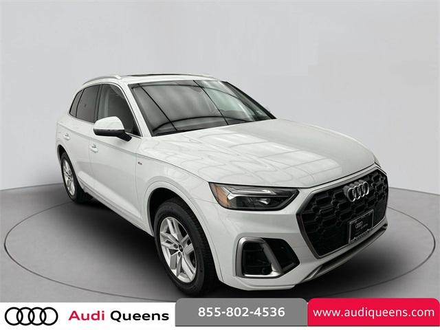 Thumbnail image of 2022 Audi Q5 at Audi Queens