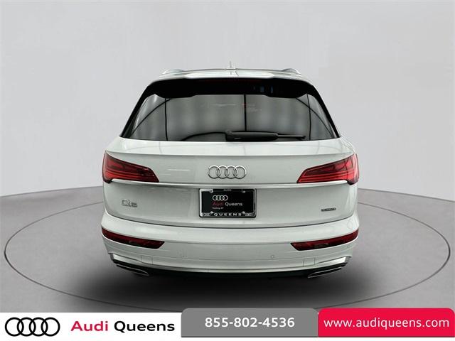 Thumbnail image of 2022 Audi Q5 at Audi Queens