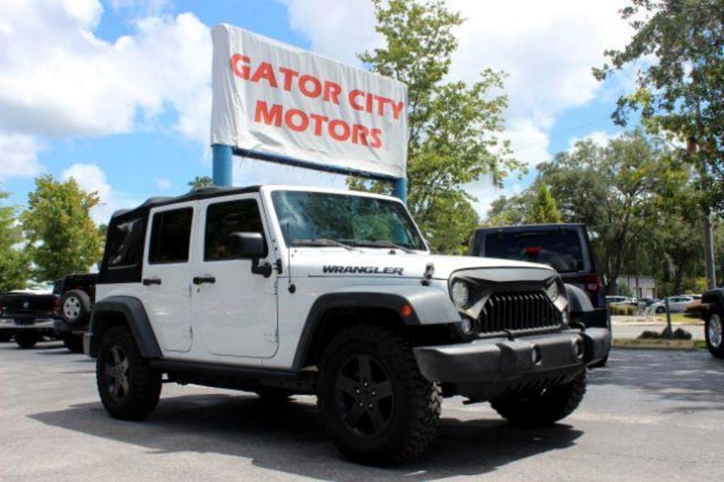 Thumbnail image of 2016 Jeep Wrangler Unlimited at Gator City Motors, Inc.
