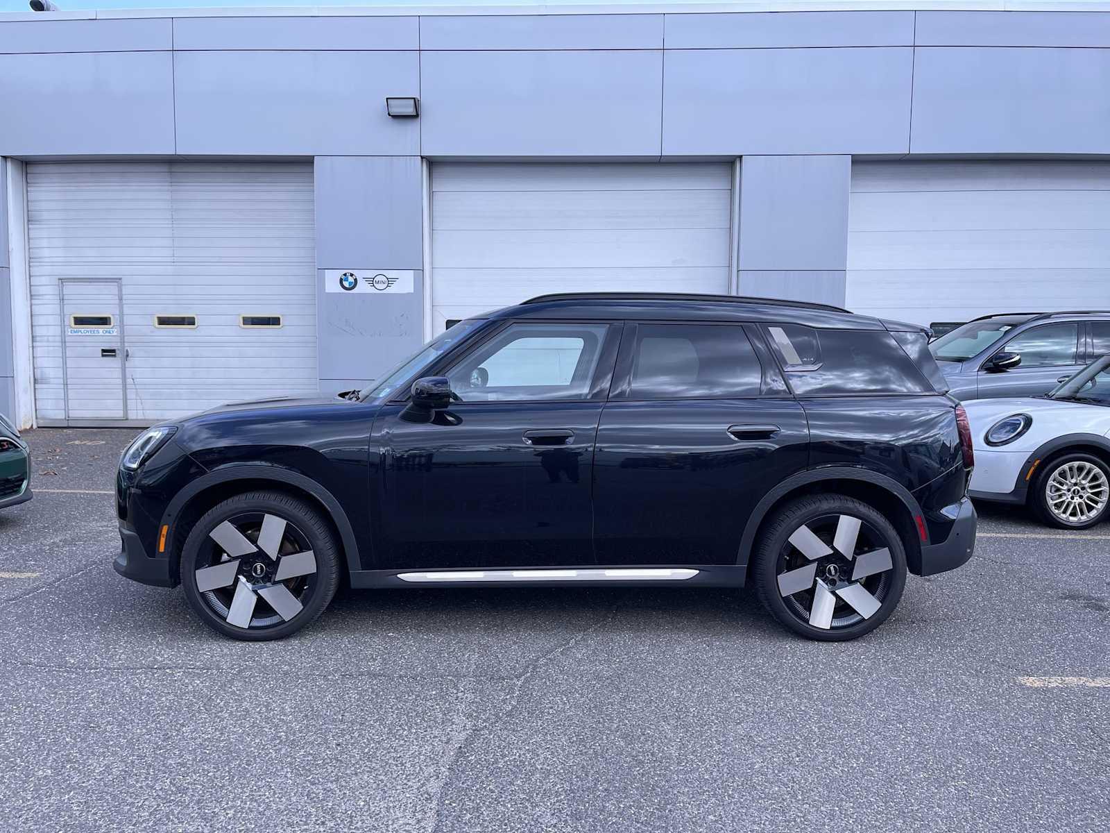 Thumbnail image of 2025 MINI Countryman at BMW Mini of Freeport