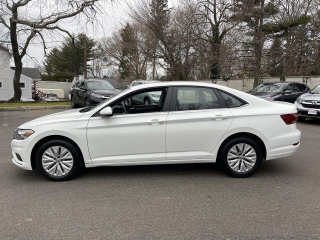Thumbnail image of 2019 Volkswagen Jetta at Huntington Honda