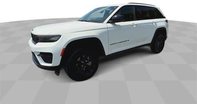 Thumbnail image of 2024 Jeep Grand Cherokee at Griffin Motor Company Monroe - New