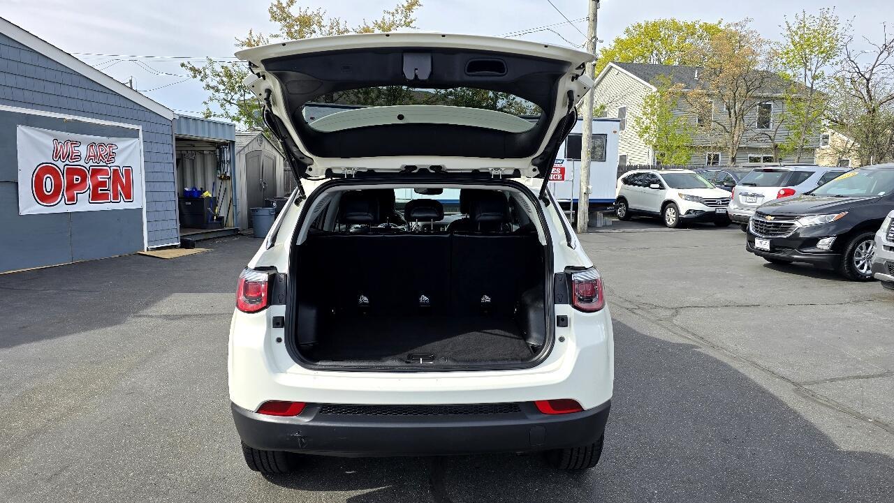 Thumbnail image of 2017 Jeep Compass at Front Line Auto Sales