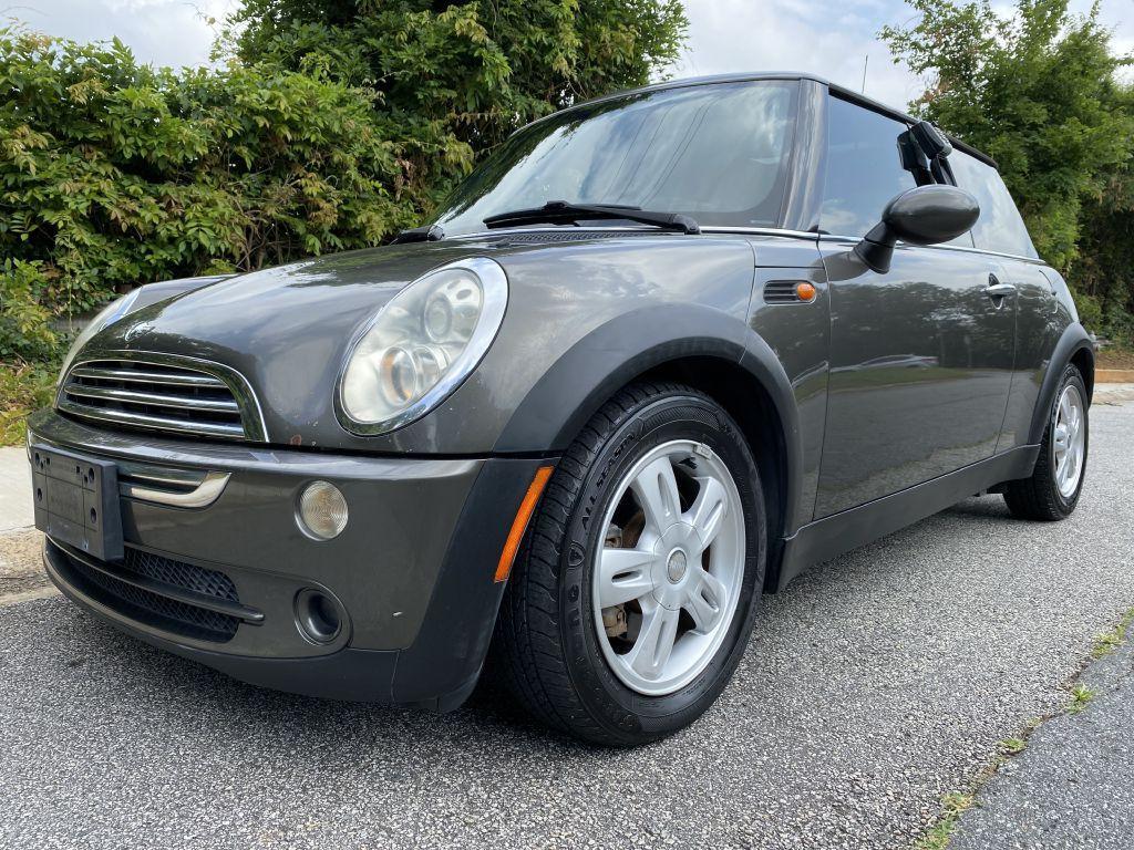 Thumbnail image of 2006 MINI Cooper at Edge Auto Sales