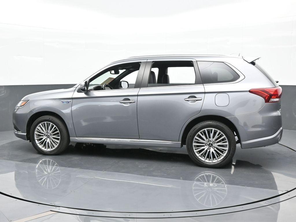 Thumbnail image of 2022 Mitsubishi Outlander PHEV at Miami Lakes Automall