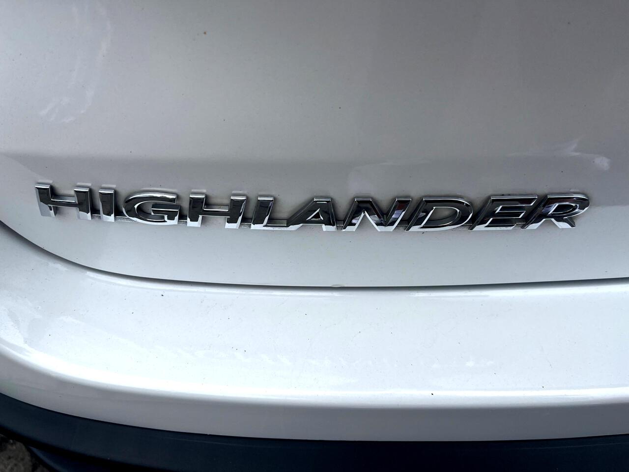 Thumbnail image of 2017 Toyota Highlander at Rockland Motors