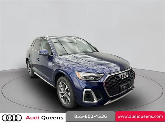 Thumbnail image of 2022 Audi Q5 at Audi Queens