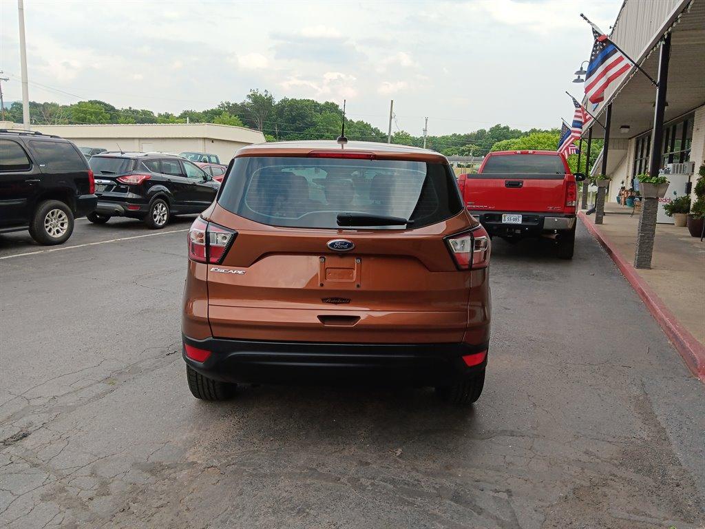 Thumbnail image of 2017 Ford Escape at AutoDealz of Shenandoah, VA