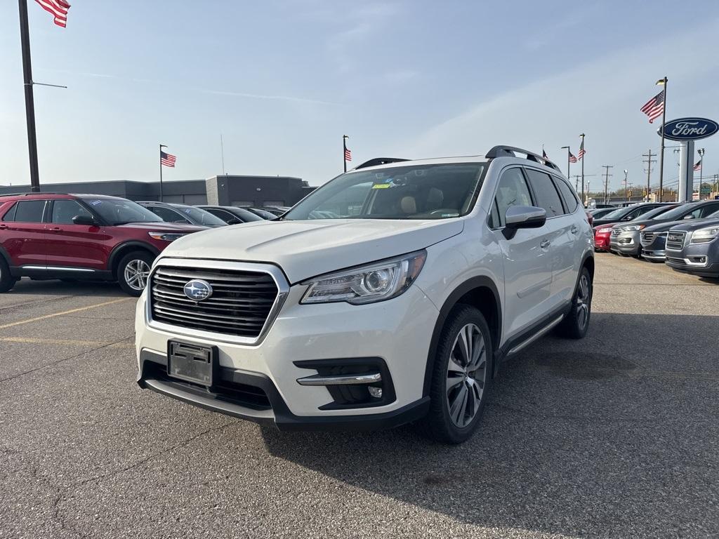 Thumbnail image of 2021 Subaru Ascent at Lafontaine Ford Grand Rapids