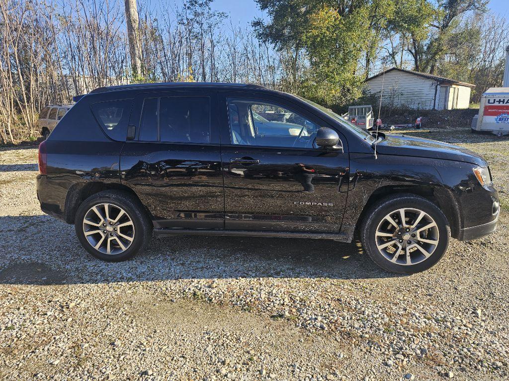 Thumbnail image of 2016 Jeep Compass at HIGH LIFE AUTO, LLC.