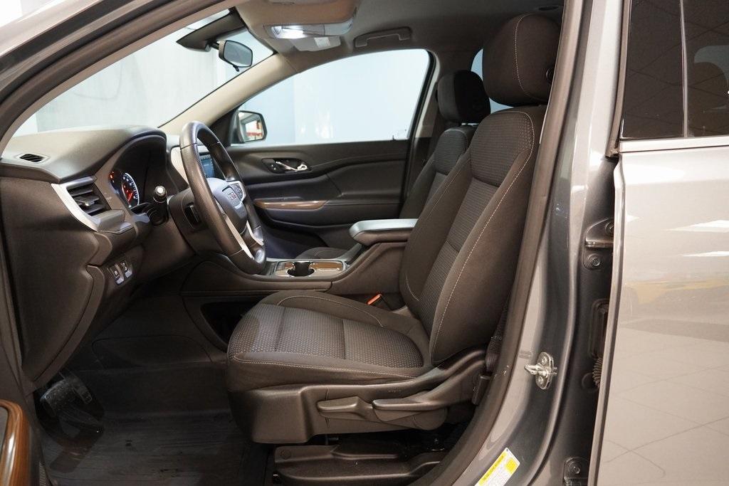 Thumbnail image of 2021 GMC Acadia at Serpentini Chevrolet of Strongsville