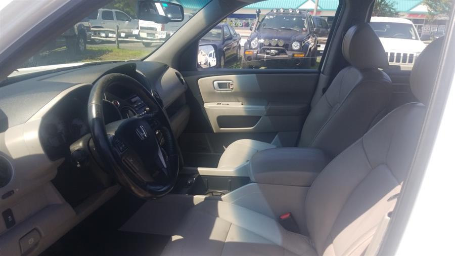 Thumbnail image of 2013 Honda Pilot at Roe Motors