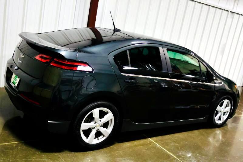 Thumbnail image of 2014 Chevrolet Volt at Nick & Paul’s Quality Car Corner