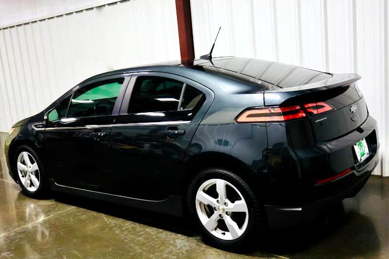 Thumbnail image of 2014 Chevrolet Volt at Nick & Paul’s Quality Car Corner