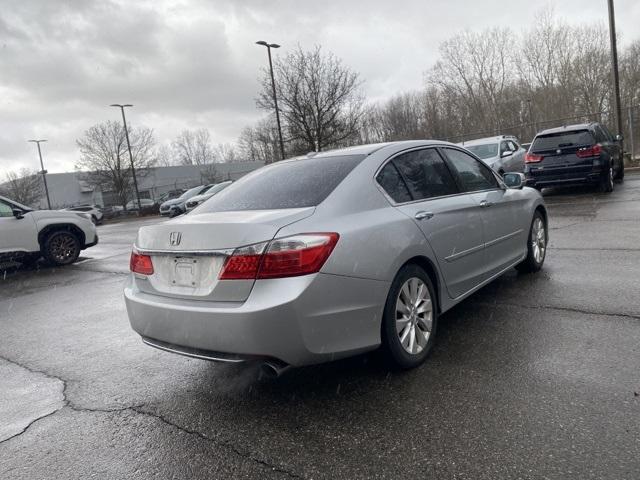 Thumbnail image of 2013 Honda Accord at LaFontaine Subaru