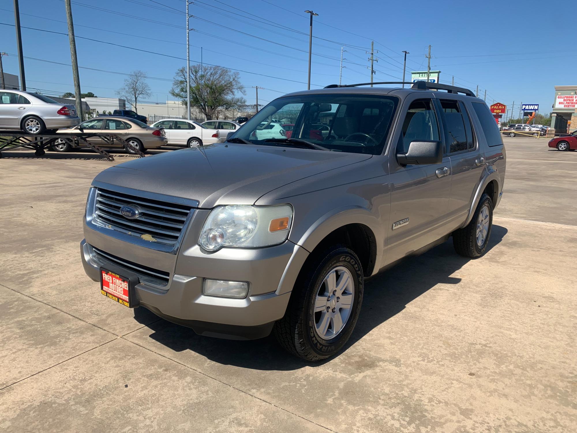 Thumbnail image of 2006 Ford Explorer at Fred Fincher Motors