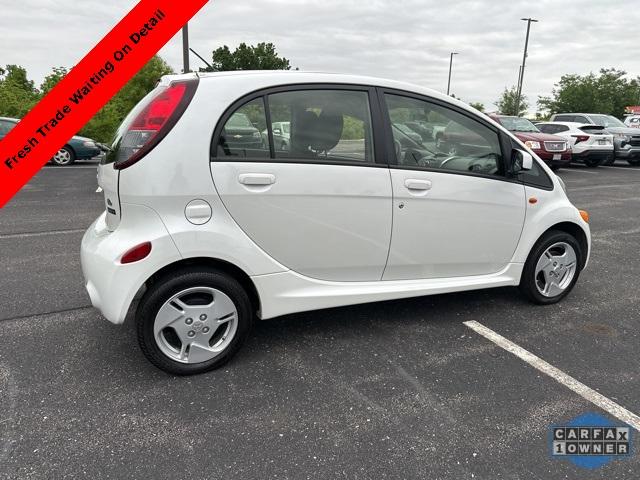 Thumbnail image of 2016 Mitsubishi i-MiEV at Jim Butler Chevrolet