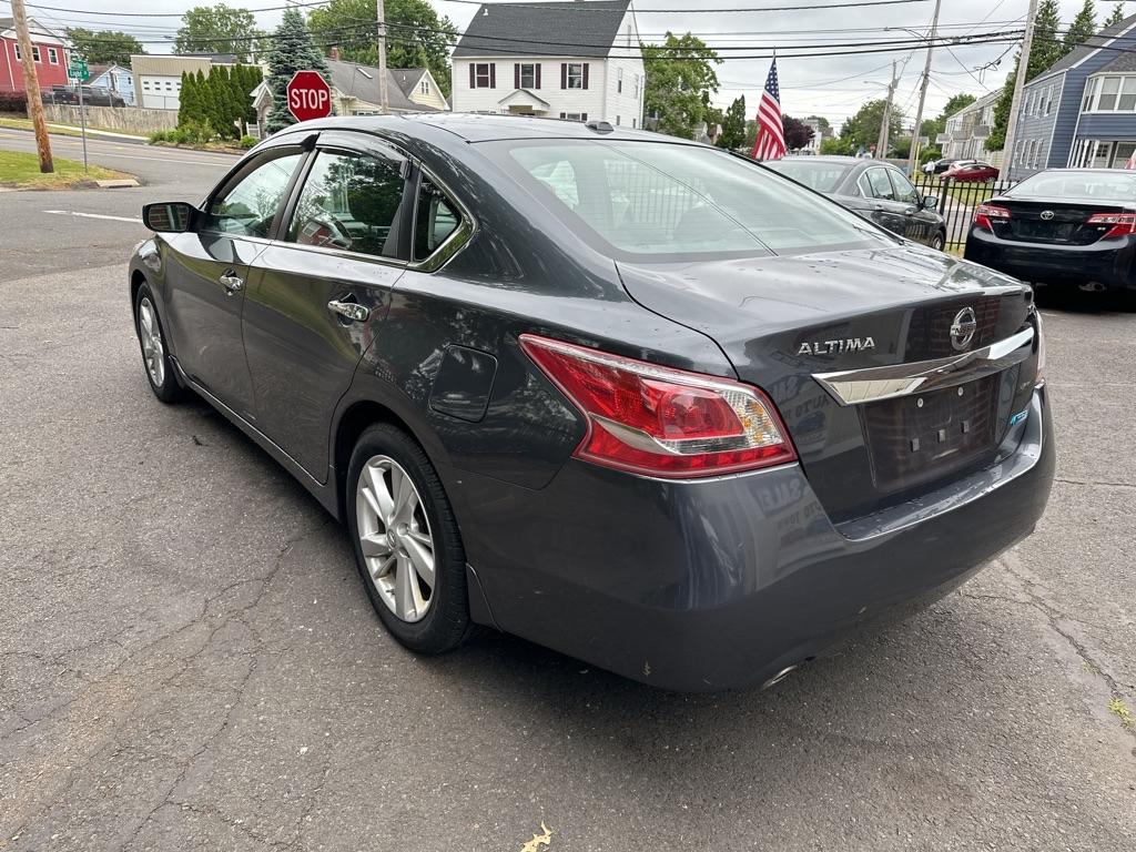 Thumbnail image of 2013 Nissan Altima at AUTO TOWN LLC