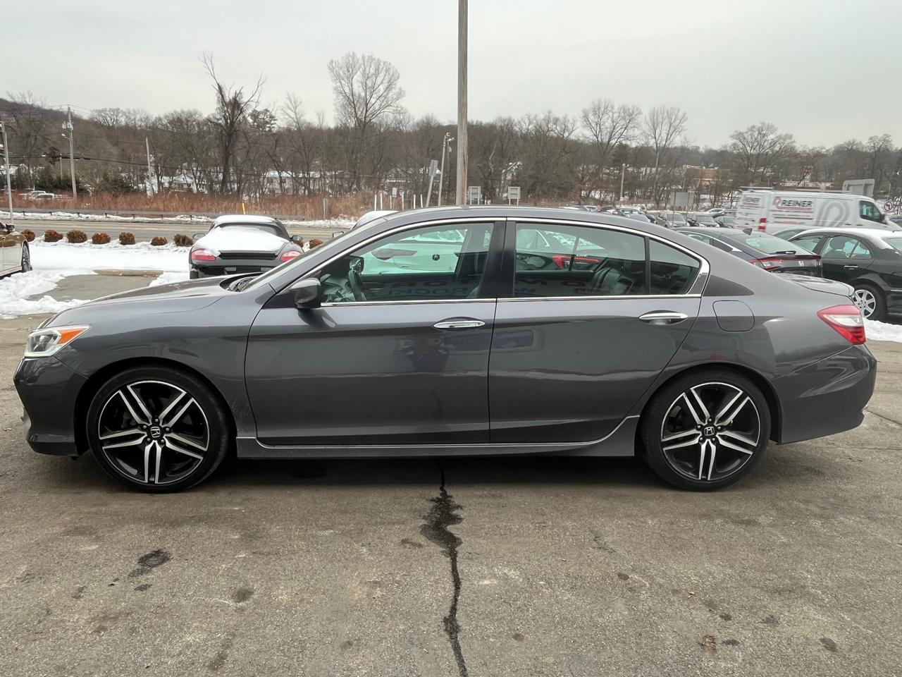 Thumbnail image of 2017 Honda Accord at Rockland Motors