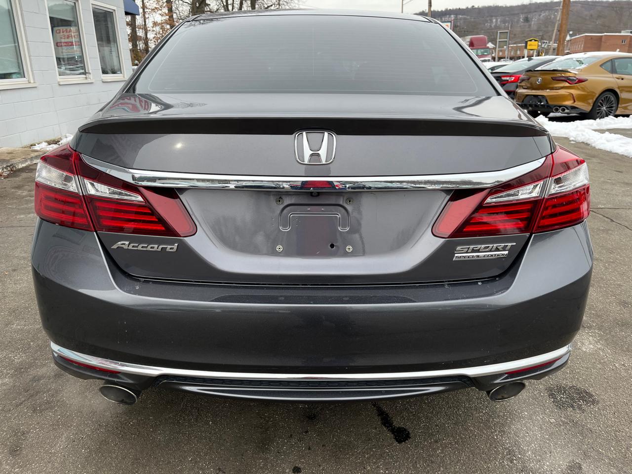 Thumbnail image of 2017 Honda Accord at Rockland Motors