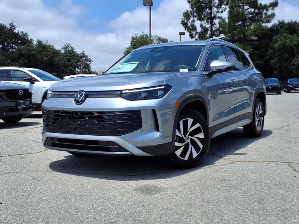 Thumbnail image of 2025 Volkswagen Tiguan at Volkswagen Thousand Oaks