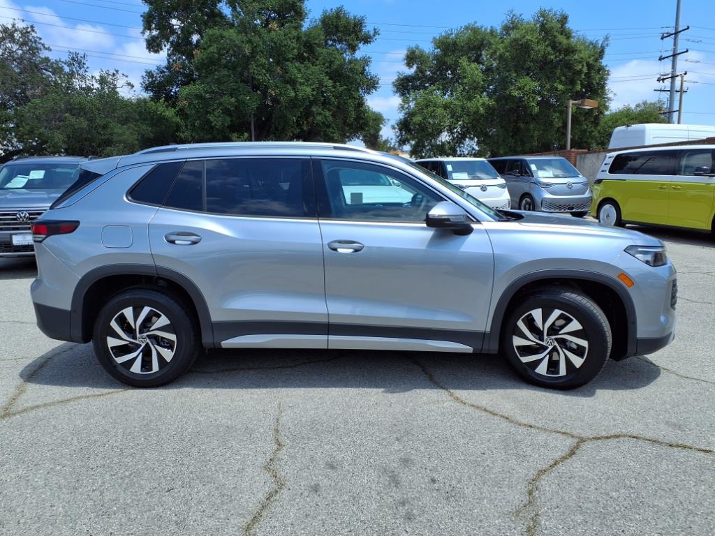 Thumbnail image of 2025 Volkswagen Tiguan at Volkswagen Thousand Oaks