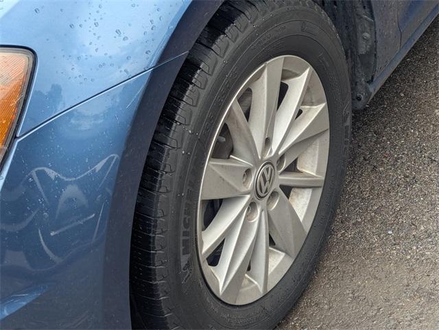 Thumbnail image of 2015 Volkswagen Golf SportWagen at LaFontaine Volkswagen of Dearborn