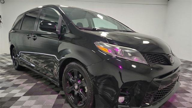 Thumbnail image of 2020 Toyota Sienna at Major World Chevrolet