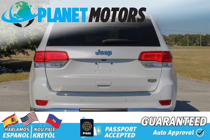 Thumbnail image of 2017 Jeep Grand Cherokee at Planet Motors