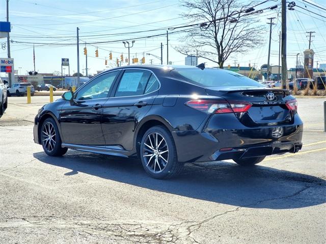Thumbnail image of 2022 Toyota Camry at Avis Ford