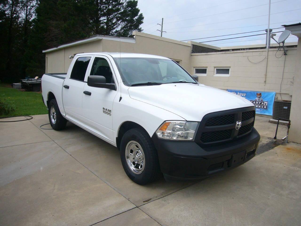 Thumbnail image of 2016 Ram 1500 at Maxwellton Motors