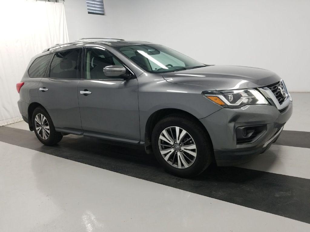 Thumbnail image of 2018 Nissan Pathfinder at KEEN AUTO MALL LLC