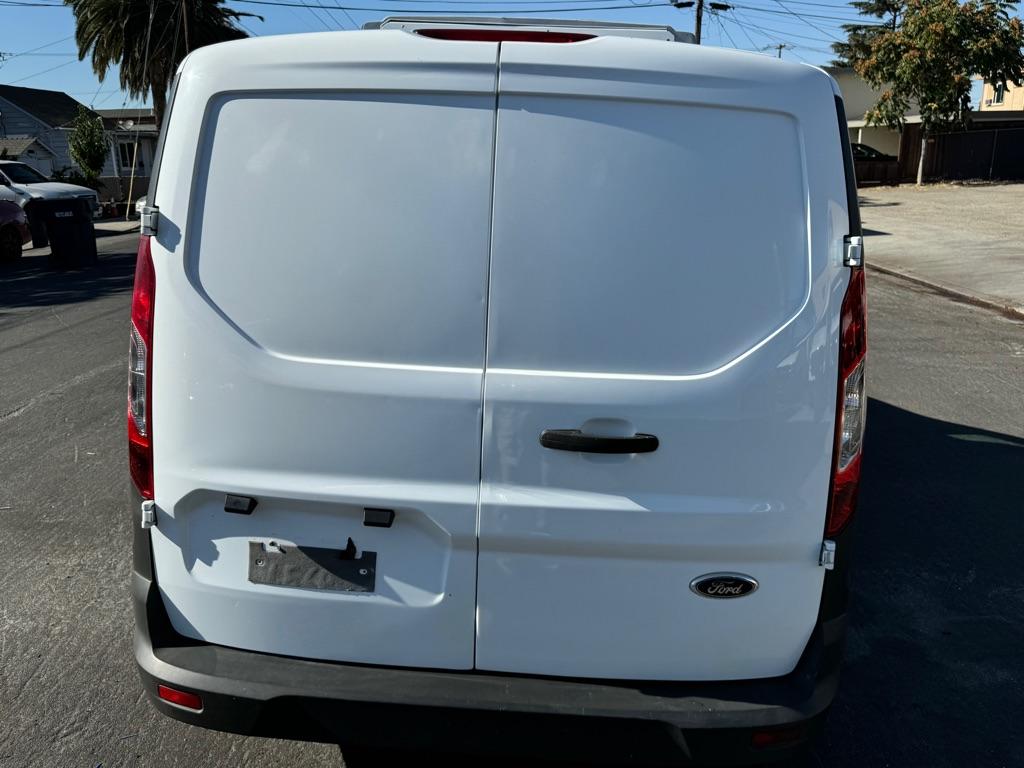 Thumbnail image of 2015 Ford Transit Connect at CA LEASE RETURNS