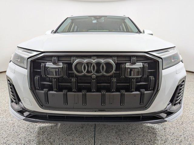 Thumbnail image of 2025 Audi Q7 at USED Mercedes Benz Porsche Audi of Melbourne