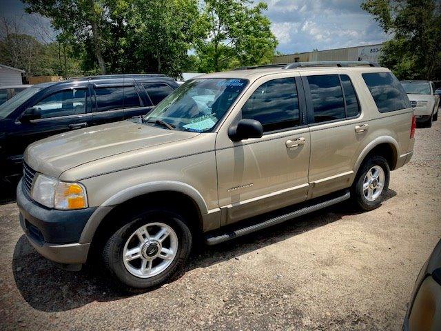 Thumbnail image of 2002 Ford Explorer at T & W Motors, Inc.