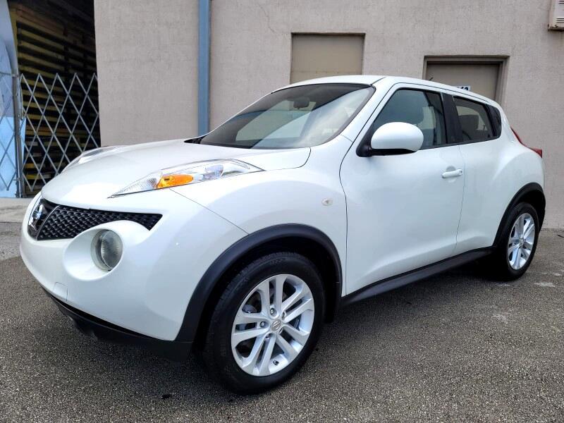 Thumbnail image of 2014 Nissan JUKE at Selective Motor Cars