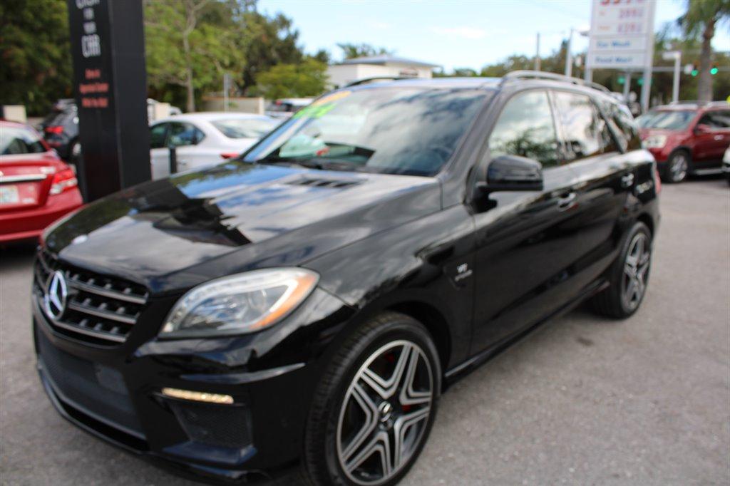 Thumbnail image of 2013 Mercedes-Benz M-Class at Dewitt Motors