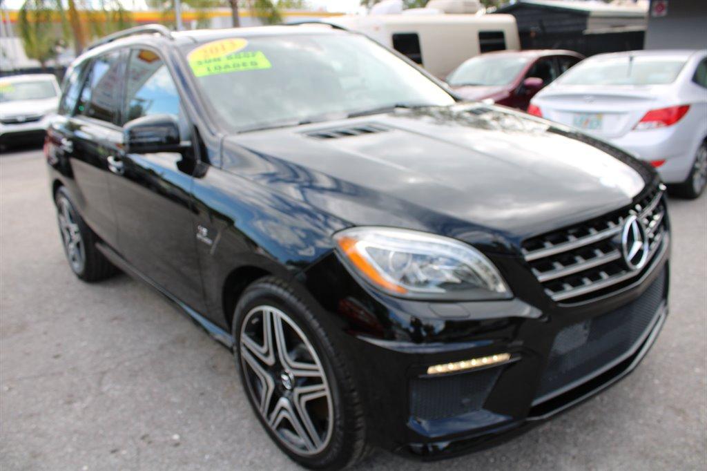 Thumbnail image of 2013 Mercedes-Benz M-Class at Dewitt Motors