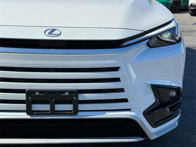 Thumbnail image of 2024 Lexus TX 500h at Lexus of Smithtown