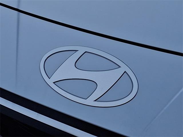 Thumbnail image of 2025 Hyundai ELANTRA at Lynnes Hyundai
