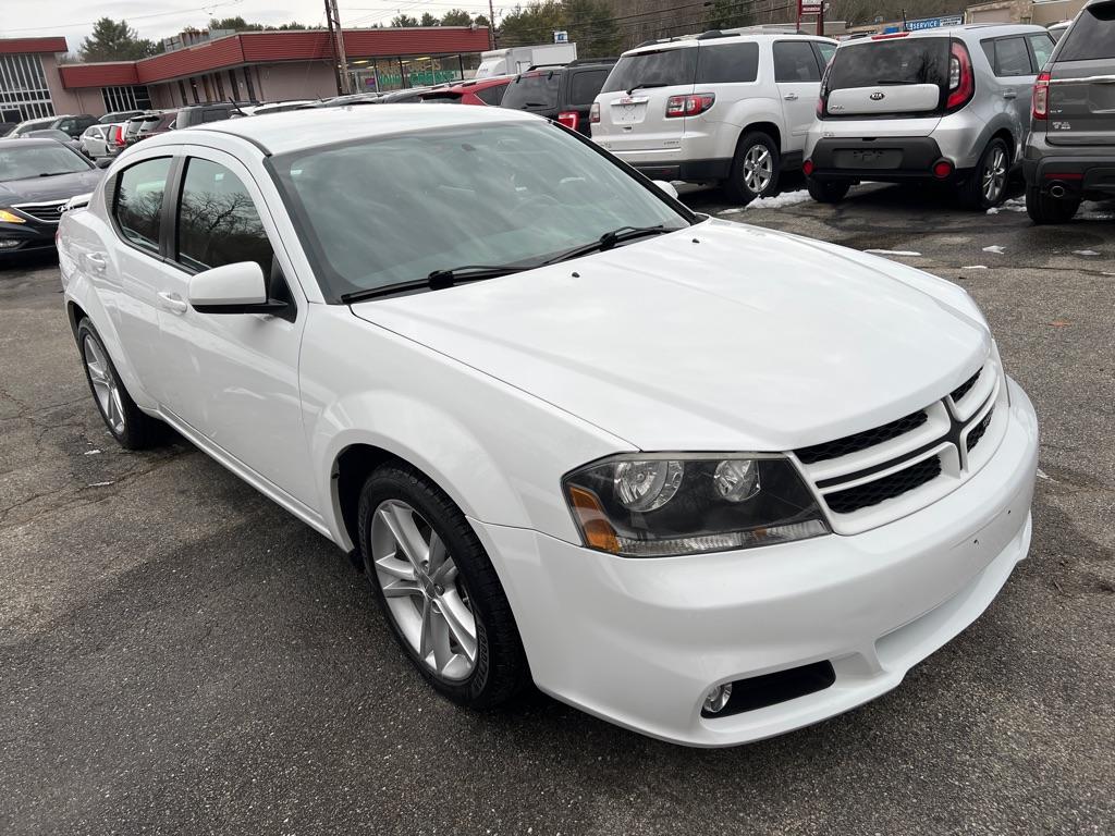 Thumbnail image of 2014 Dodge Avenger at LOFTUS AUTO CITY