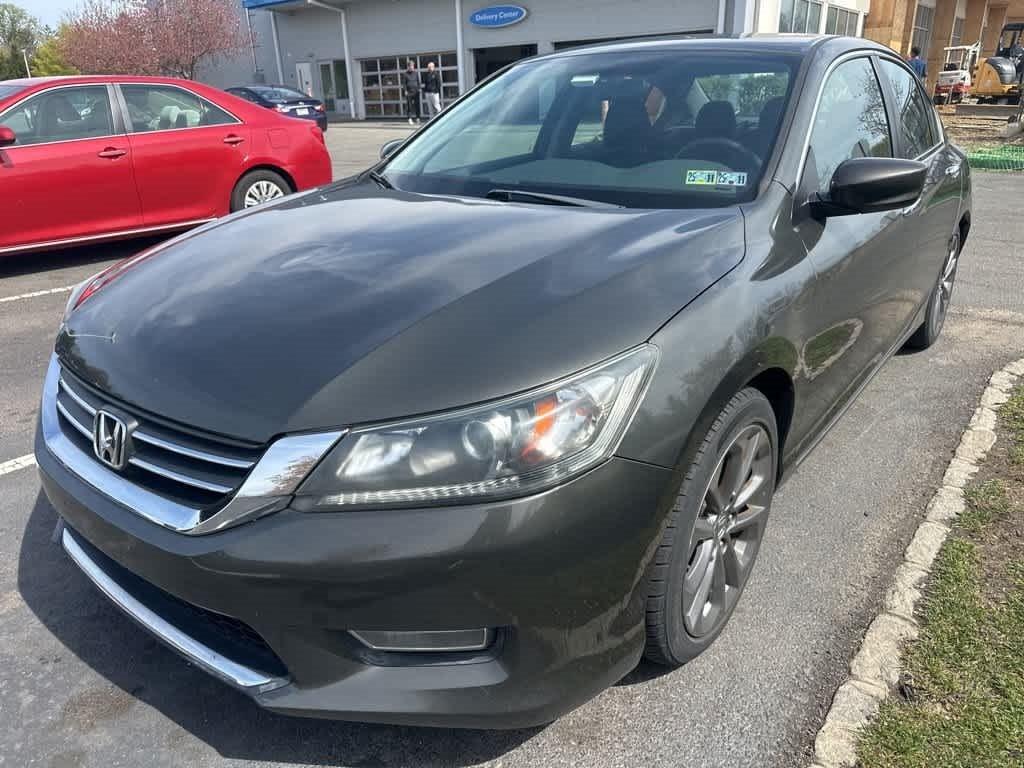 Thumbnail image of 2013 Honda Accord at Hamilton Honda