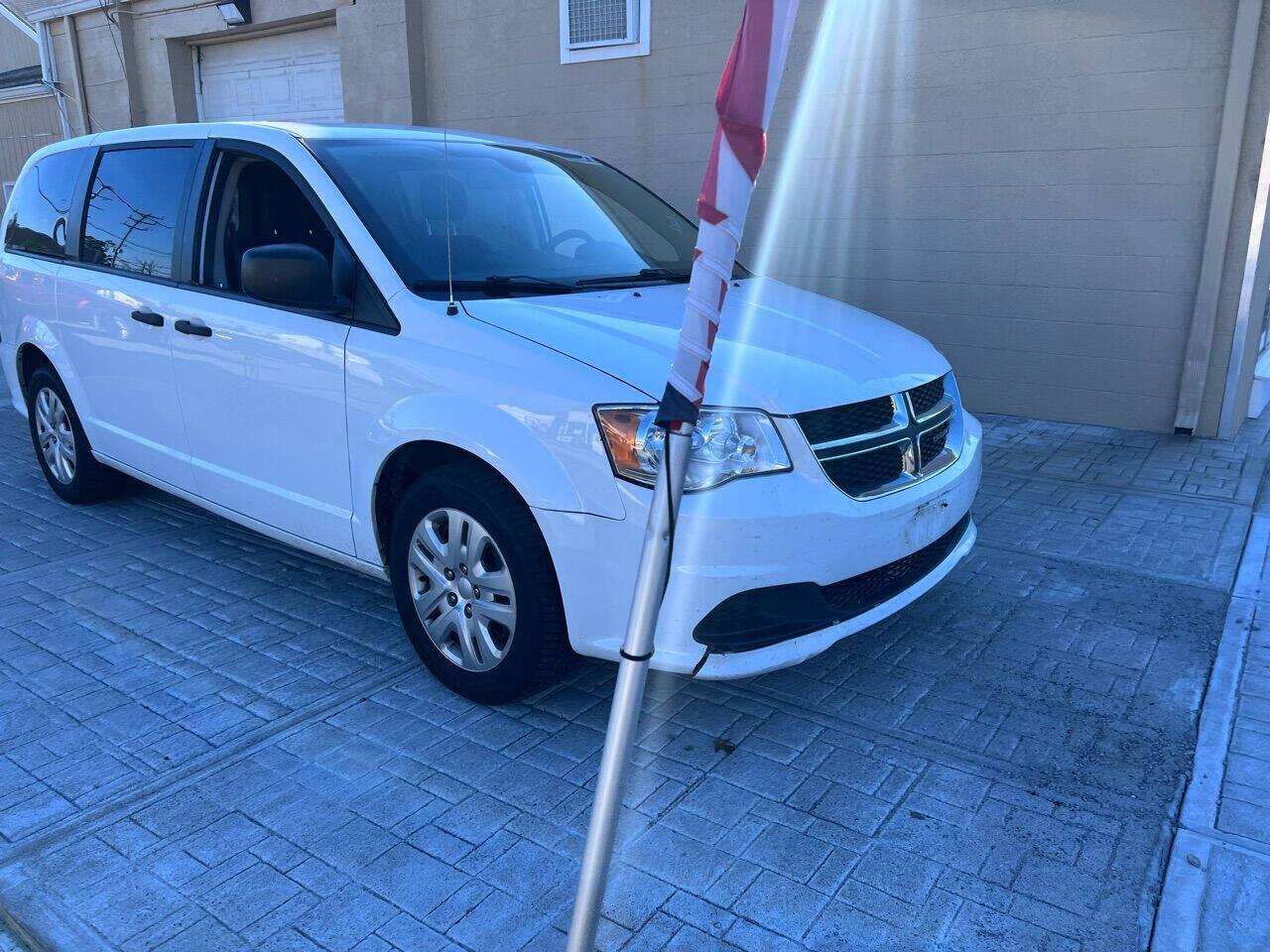 Thumbnail image of 2019 Dodge Grand Caravan at At Auto Group